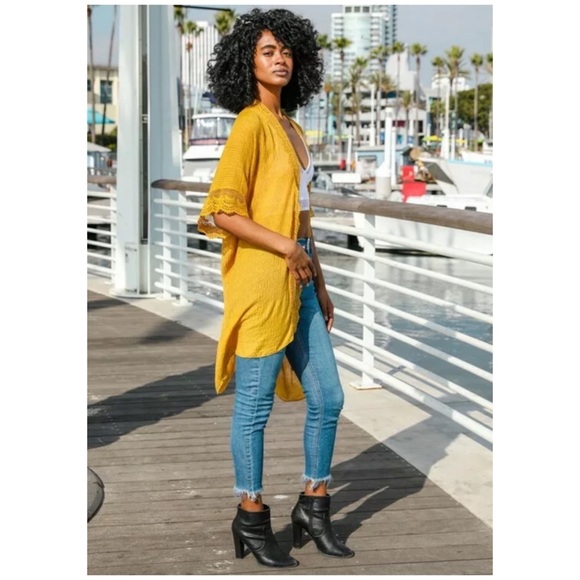 SOLD OUT Mustard Scalloped Lace Trim Kimono Wrap - Picture 4 of 4